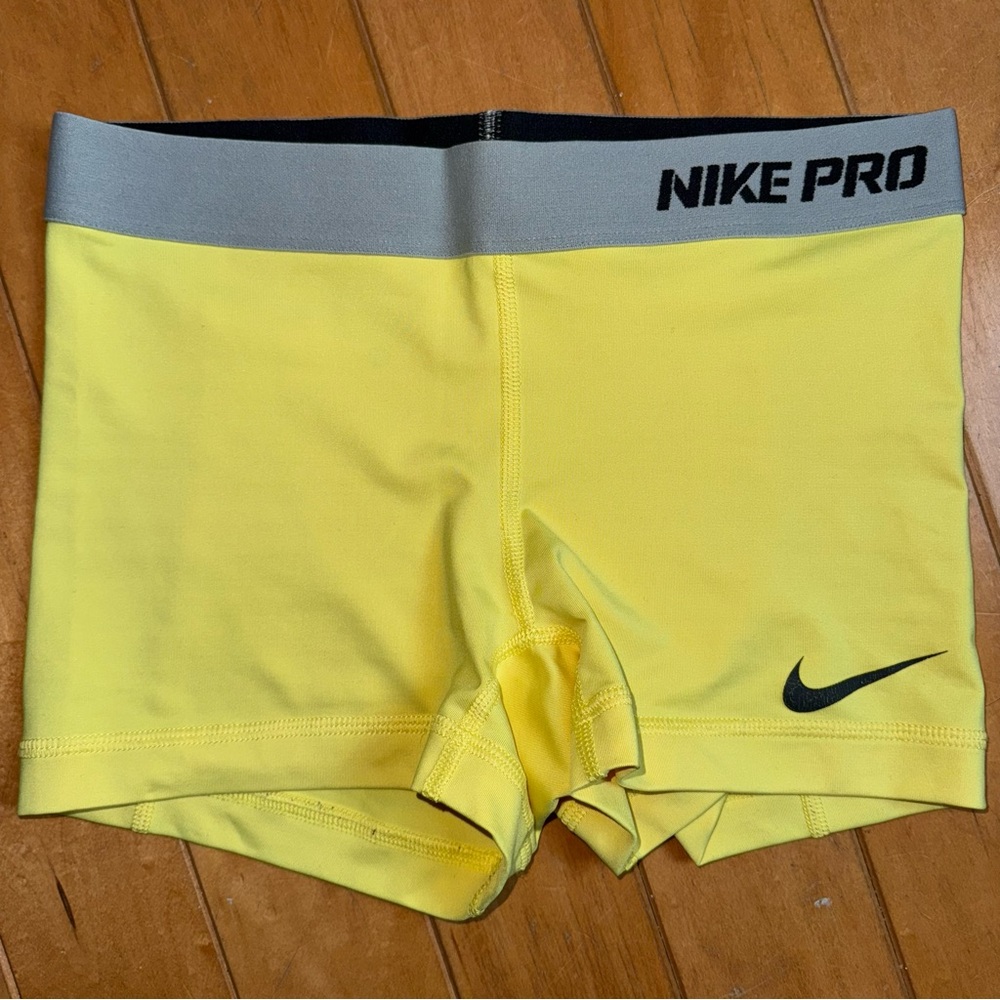 NIKE pro shorts